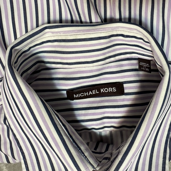 Michael Kors men button down shirt 
Used has signs of wear - Picture 4 of 11